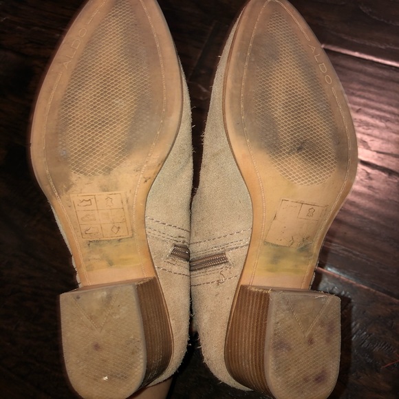 Tan ALDO ankle booties - Picture 7 of 8